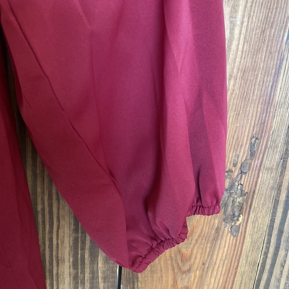 Women’s Blouse - Picture 3 of 8